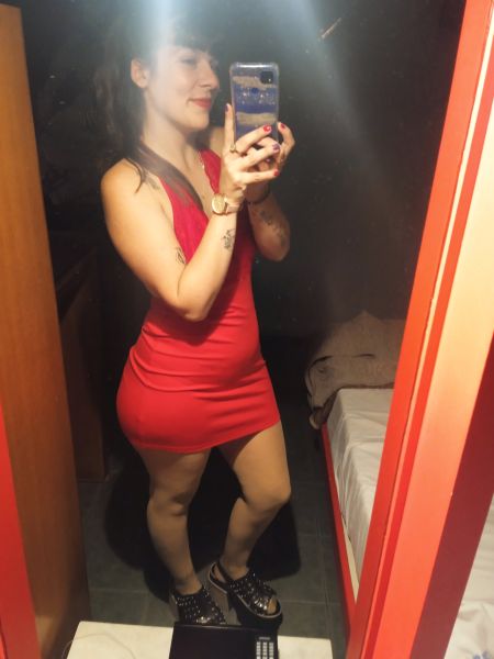 Hola soy una morocha muy caliente!!! Me servicios son la media hora $1300 la hora $1800 . Incluye oral con preservativo y un adicción al. Veni a conocerme y pasar un lindo momento. Hola soy una morocha  muy caliente!!! Me servicios son la media hora $1300 la hora $1800 . Incluye oral con preservativo y un adicción al. Veni a conocerme y pasar un lindo momento. 