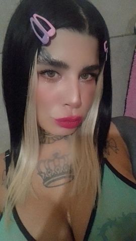 Pili